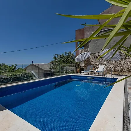 Toni Villa Makarska